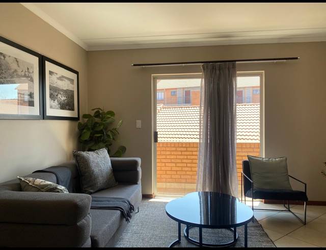 2 BEDROOM APARTMENT FOR SALE IN SAGEWOOD